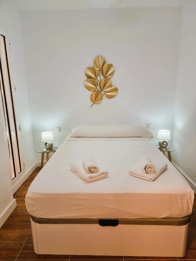 Claudia Tourist Apartment Alicante Exteriör bild