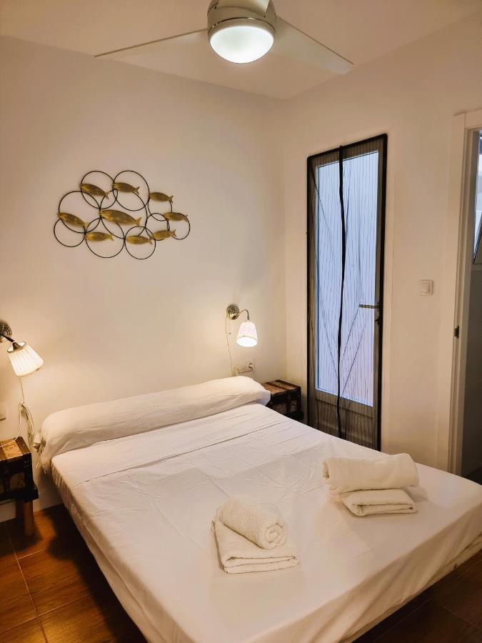 Claudia Tourist Apartment Alicante Exteriör bild